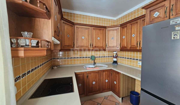 Odsprzedaż - Semi Detached Penthouse - Manilva - Estepona