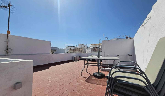 Odsprzedaż - Semi Detached Penthouse - Manilva - Estepona