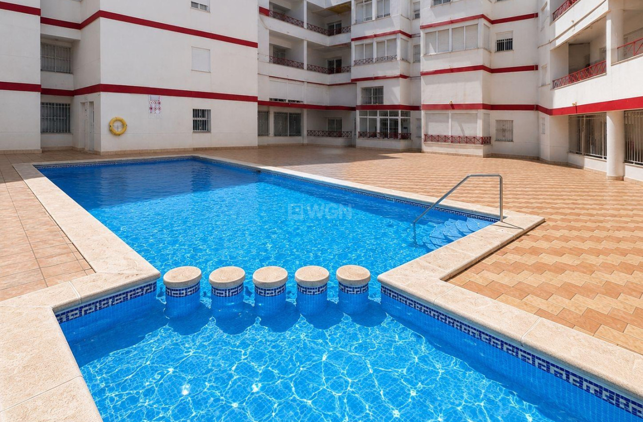 Resale - Apartment / flat - Torrevieja - Centro