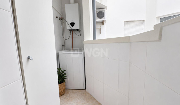 Resale - Apartment / flat - Torrevieja - Centro