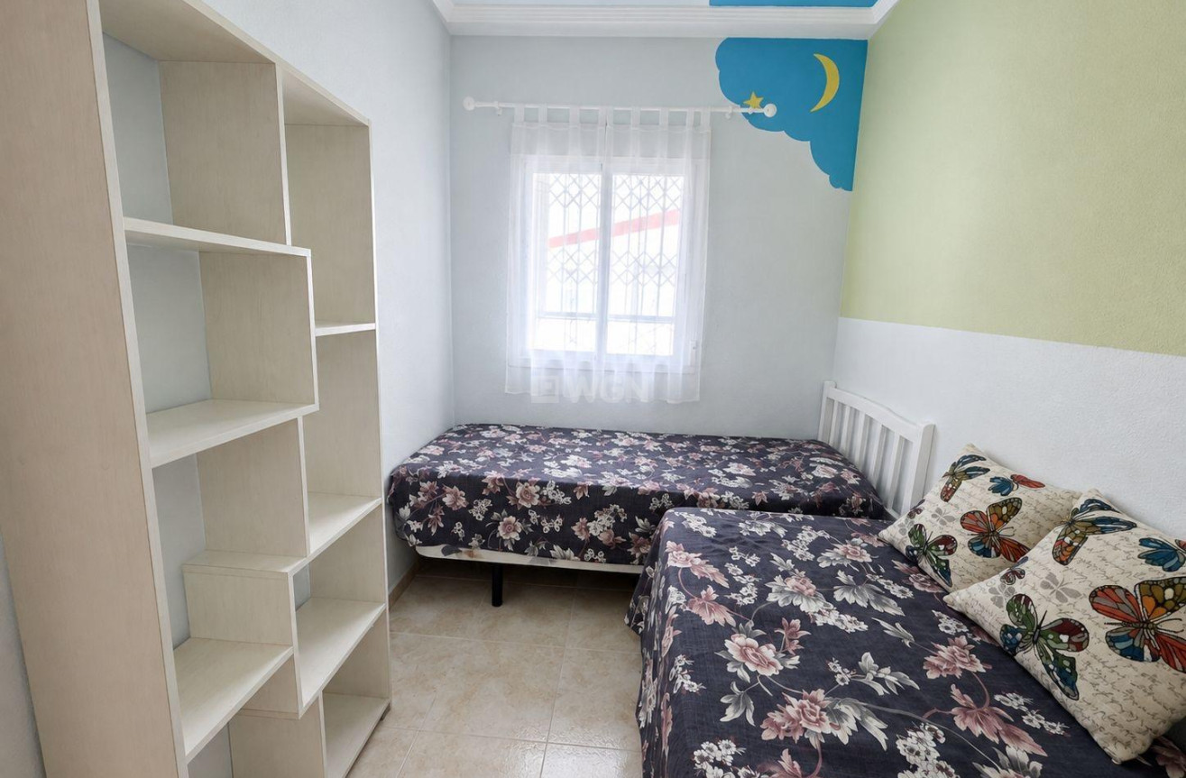 Resale - Apartment / flat - Torrevieja - Centro