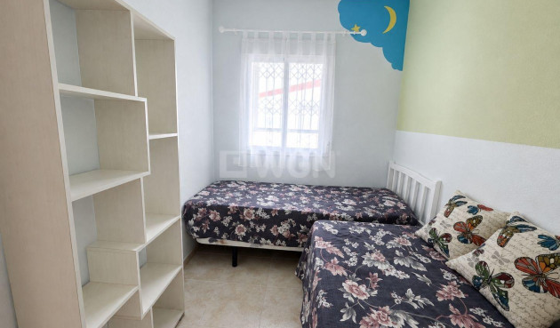 Resale - Apartment / flat - Torrevieja - Centro