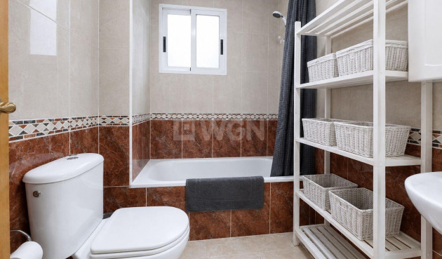 Resale - Apartment / flat - Torrevieja - Centro