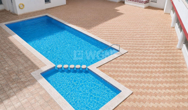Resale - Apartment / flat - Torrevieja - Centro