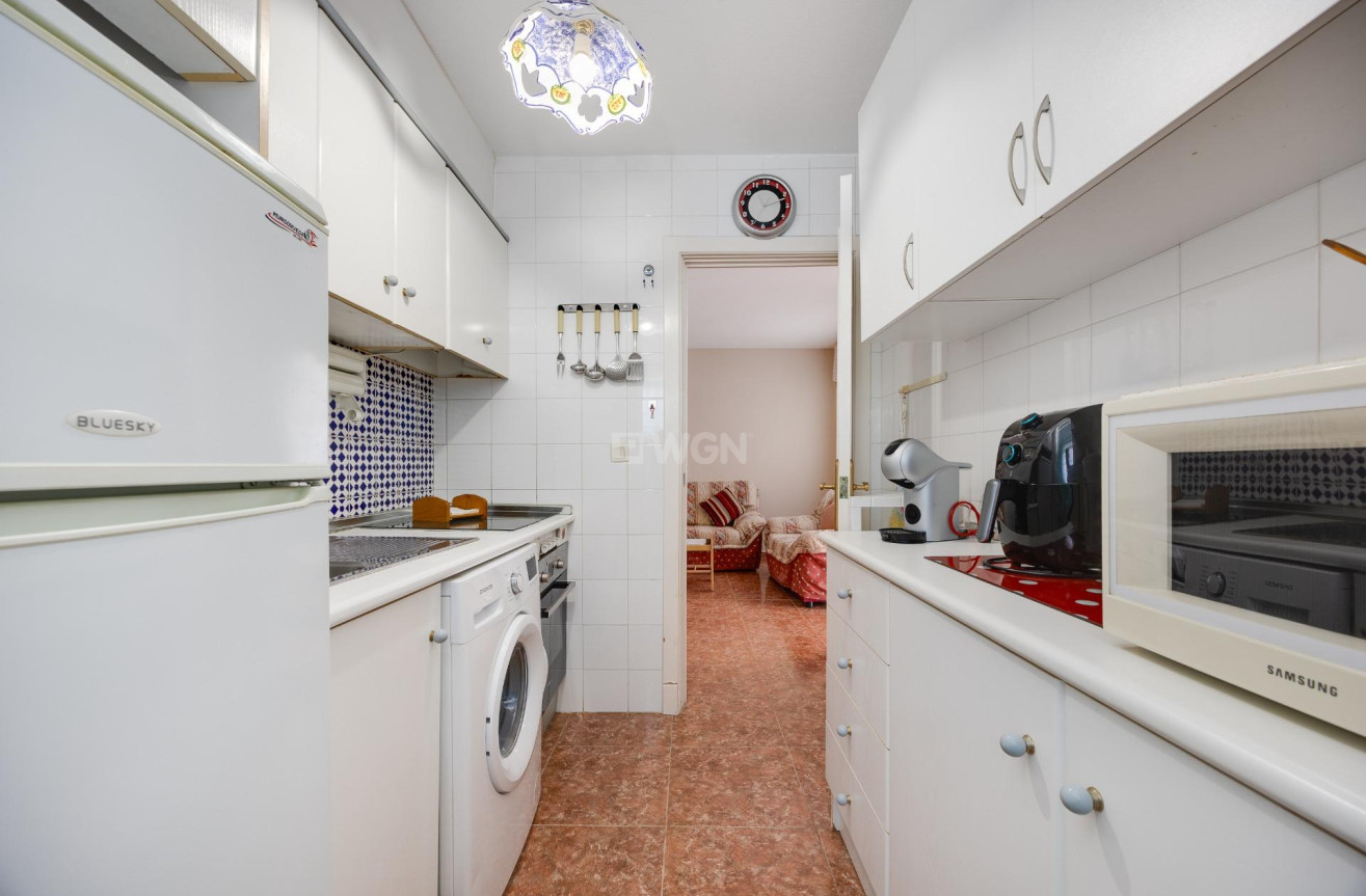 Odsprzedaż - Villa - Torrevieja - El Limonar