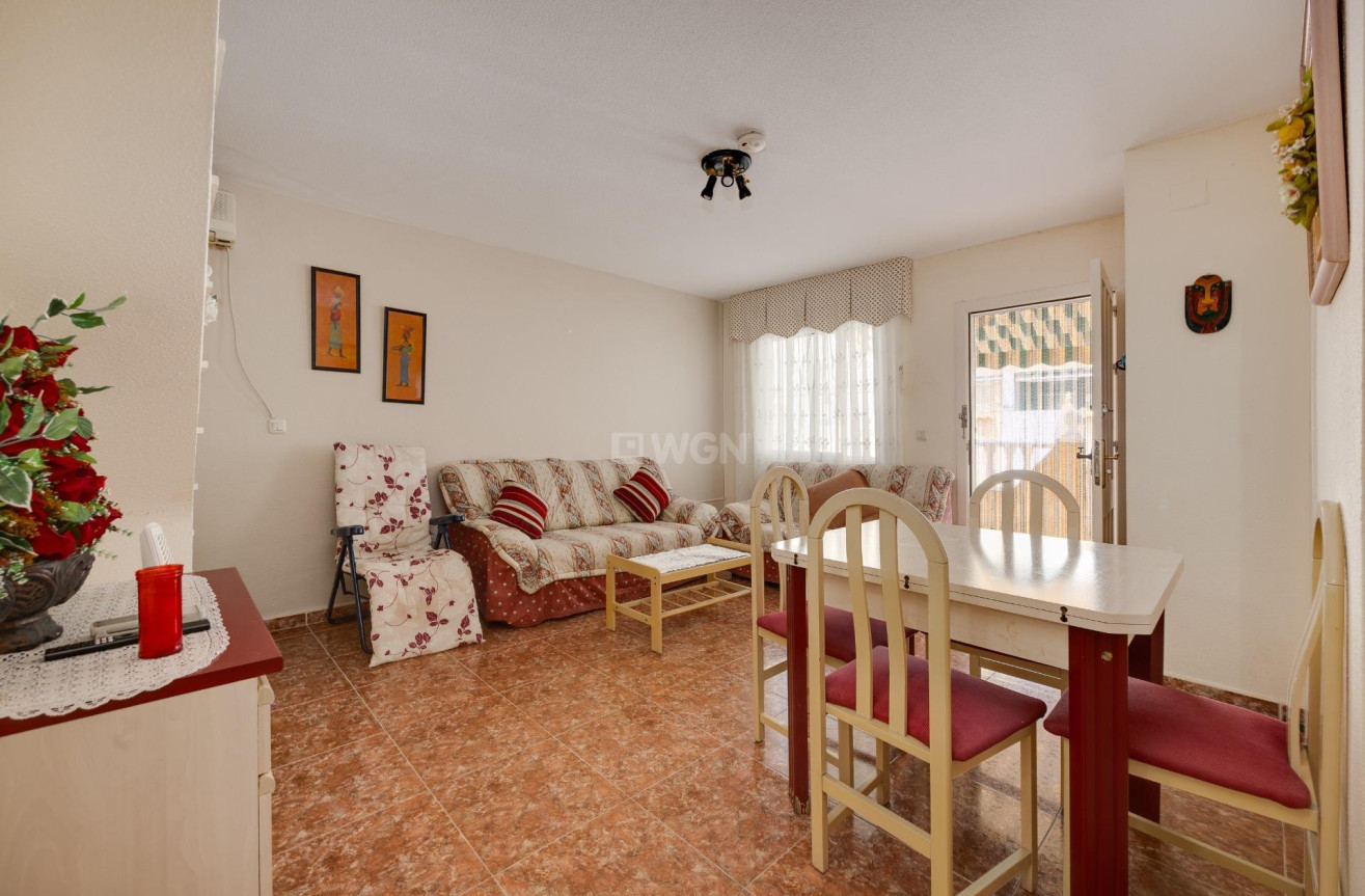 Odsprzedaż - Villa - Torrevieja - El Limonar