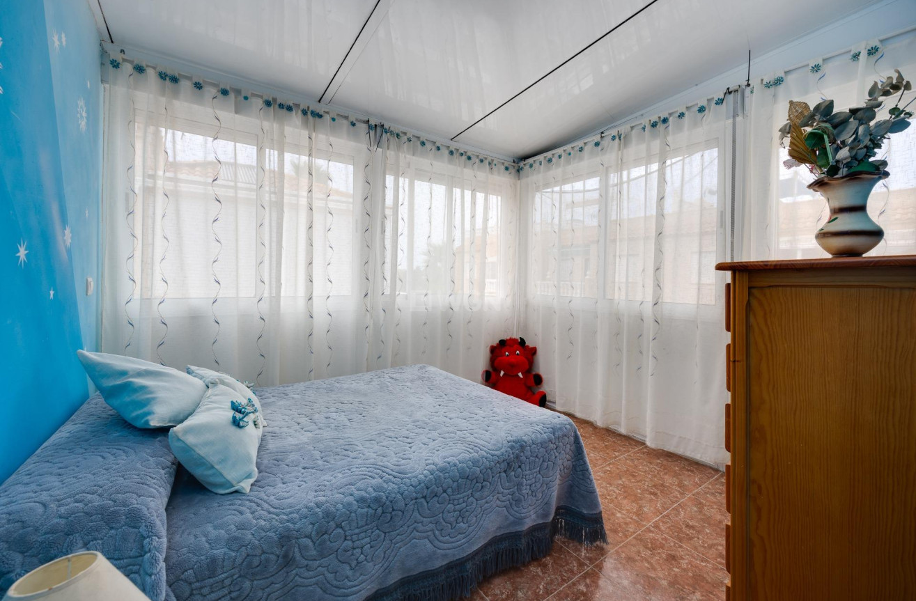 Odsprzedaż - Villa - Torrevieja - El Limonar