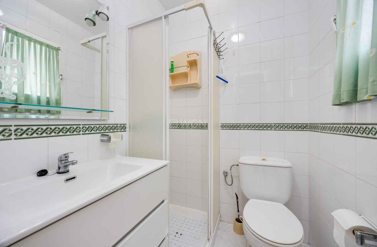 Odsprzedaż - Villa - Torrevieja - El Limonar