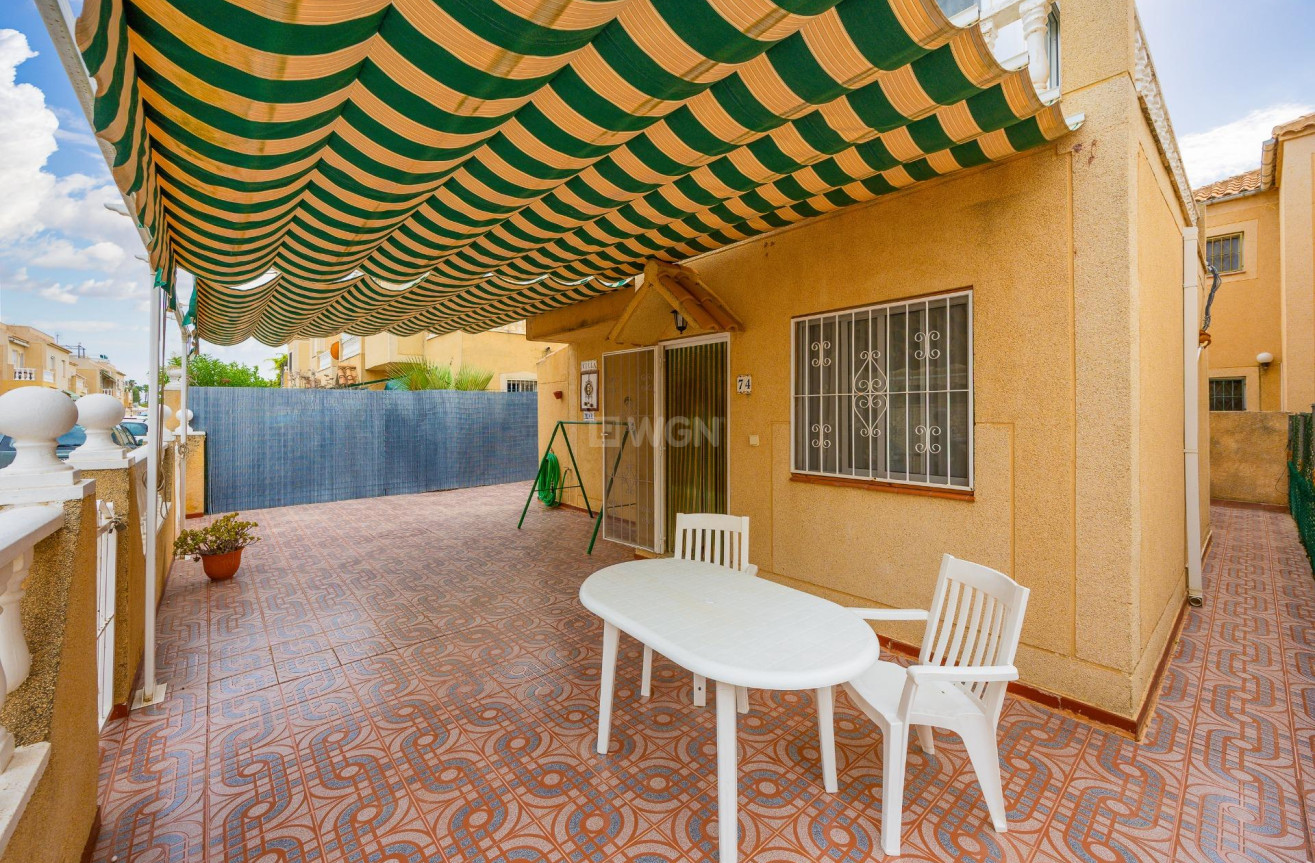 Odsprzedaż - Villa - Torrevieja - El Limonar