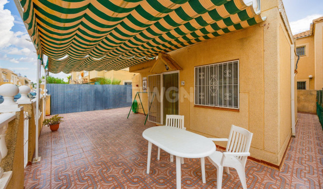Odsprzedaż - Villa - Torrevieja - El Limonar
