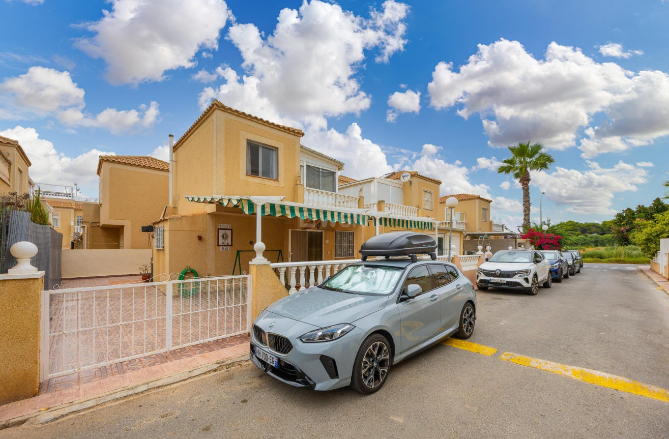Odsprzedaż - Villa - Torrevieja - El Limonar