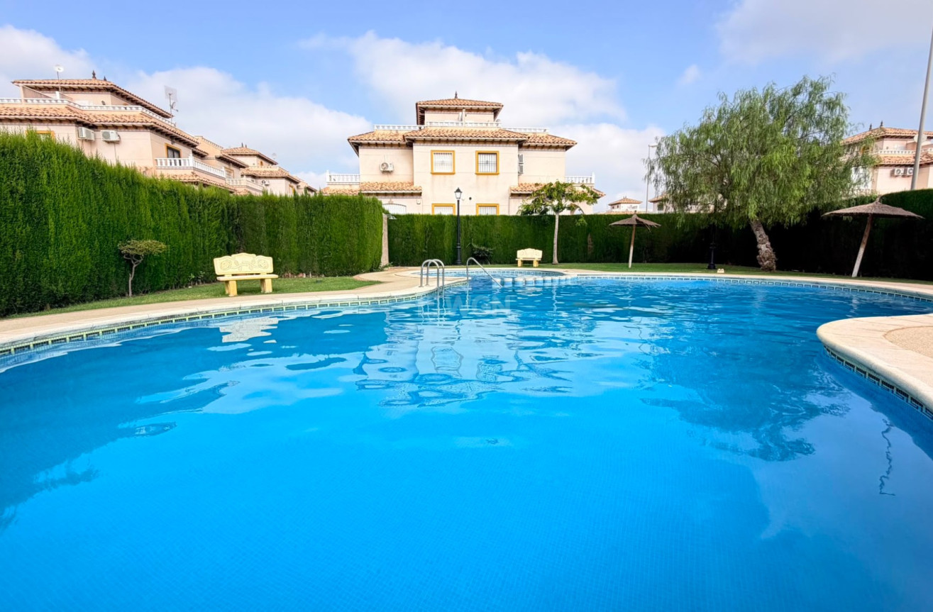 Odsprzedaż - Kamienica - Cabo Roig - Costa Blanca