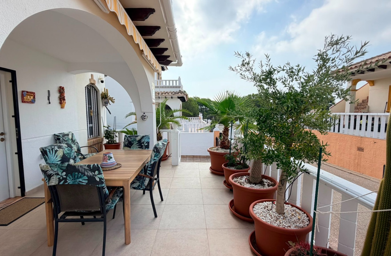 Odsprzedaż - Kamienica - Cabo Roig - Costa Blanca