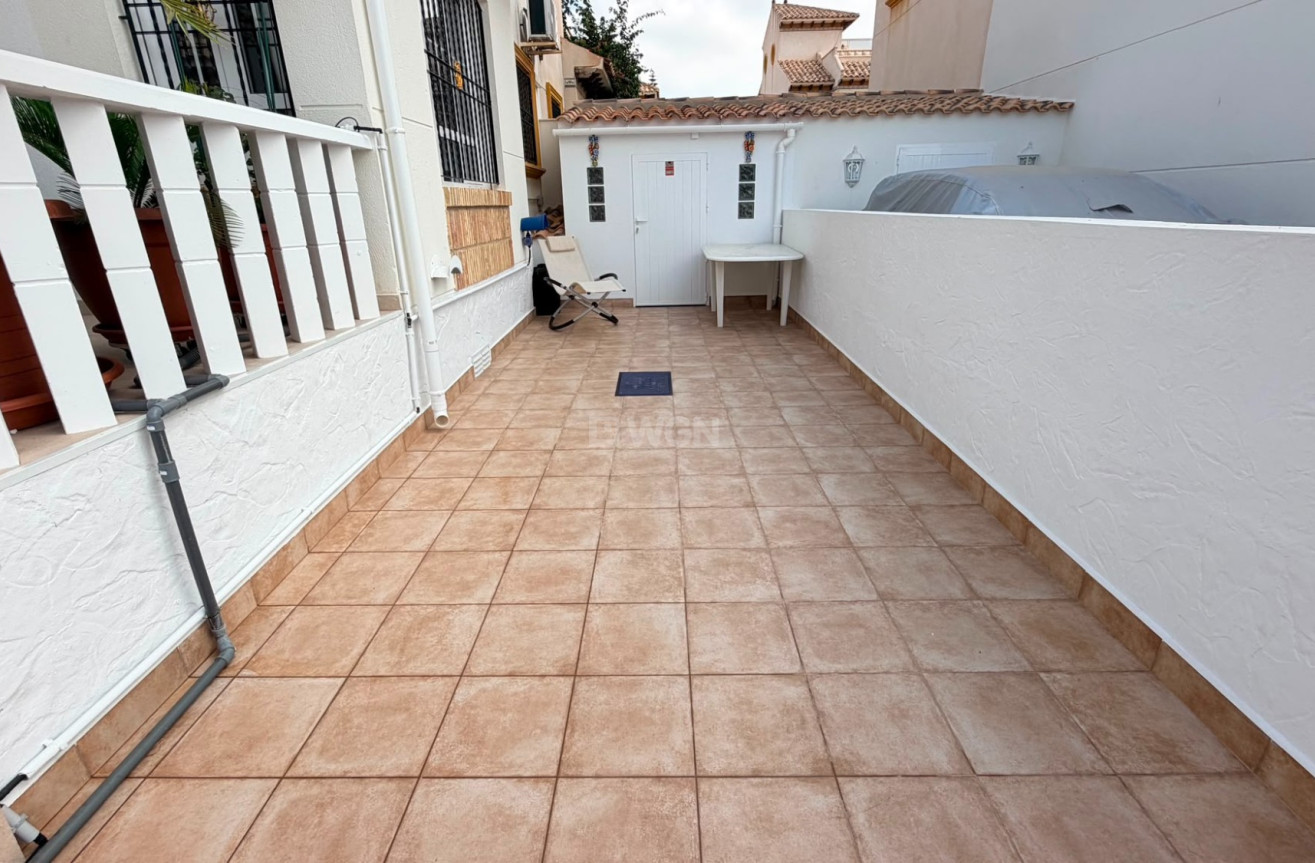 Odsprzedaż - Kamienica - Cabo Roig - Costa Blanca
