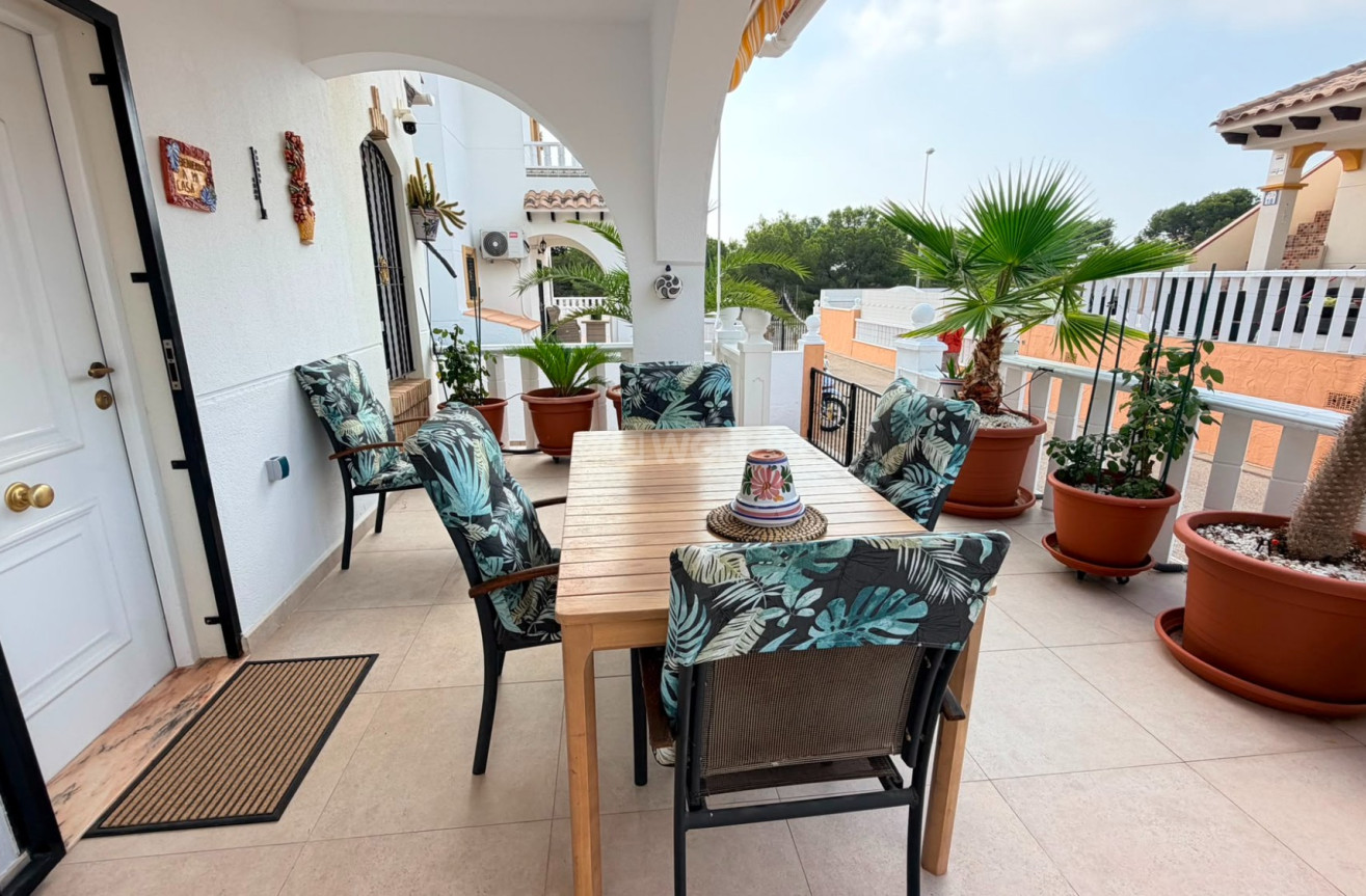 Odsprzedaż - Kamienica - Cabo Roig - Costa Blanca