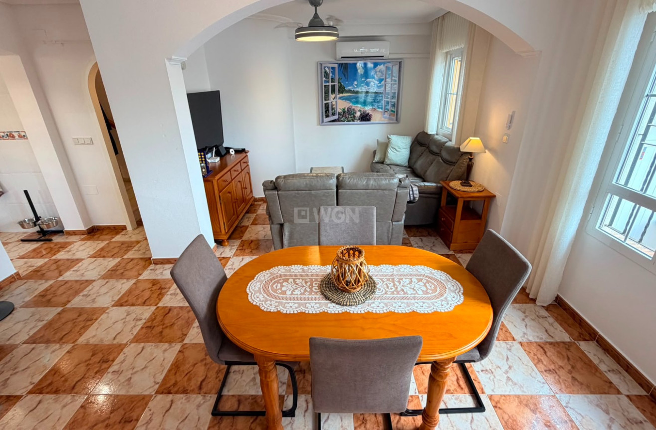 Odsprzedaż - Kamienica - Cabo Roig - Costa Blanca