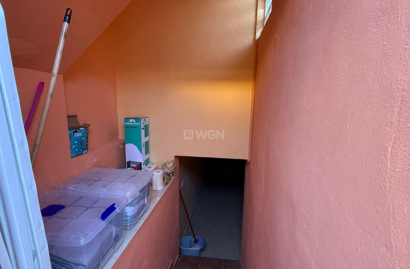 Odsprzedaż - Bungalow - Torrevieja - Punta Prima