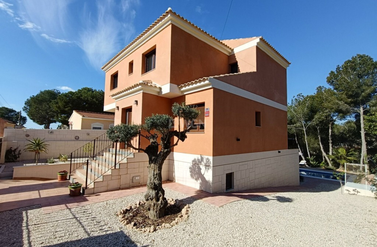 Odsprzedaż - Villa - Pilar de la Horadada - Pinar de Campoverde