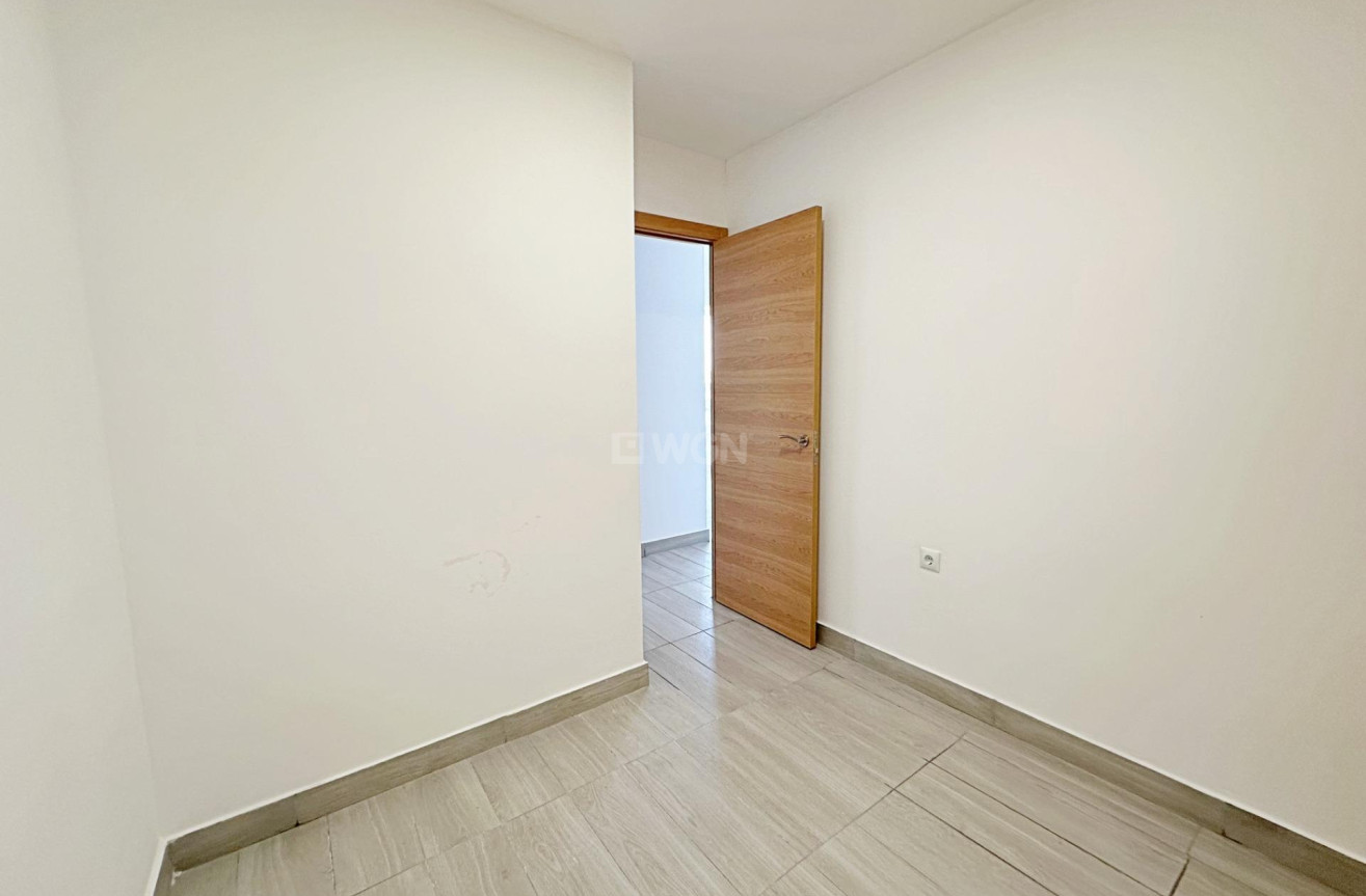 Reventa - Apartamento / piso - Torrevieja - Centro
