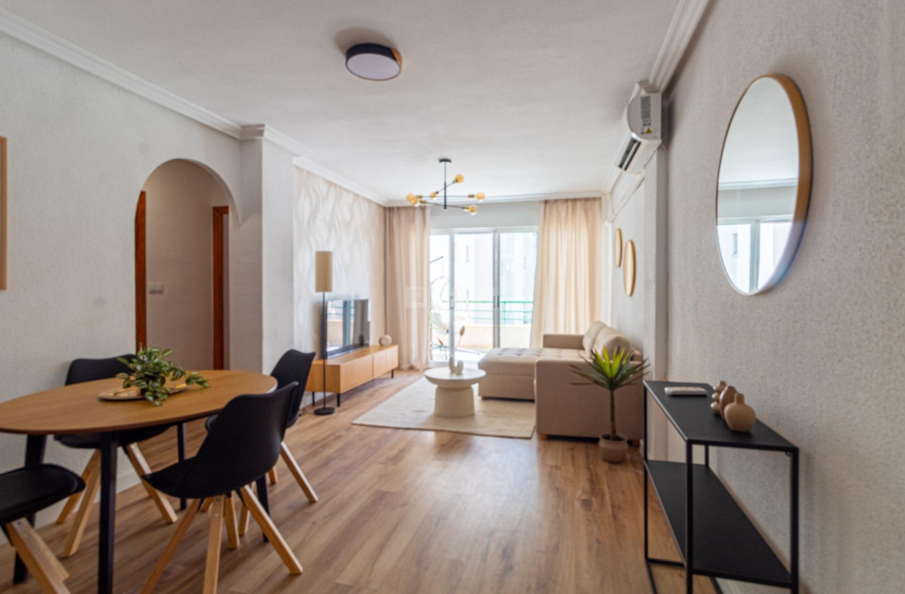 Wiederverkauf - Wohnung - Torrevieja - La Mata Pueblo