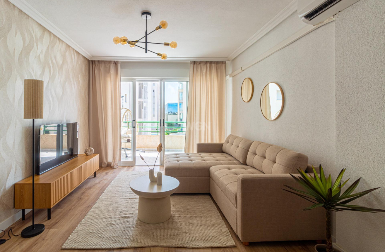 Wiederverkauf - Wohnung - Torrevieja - La Mata Pueblo