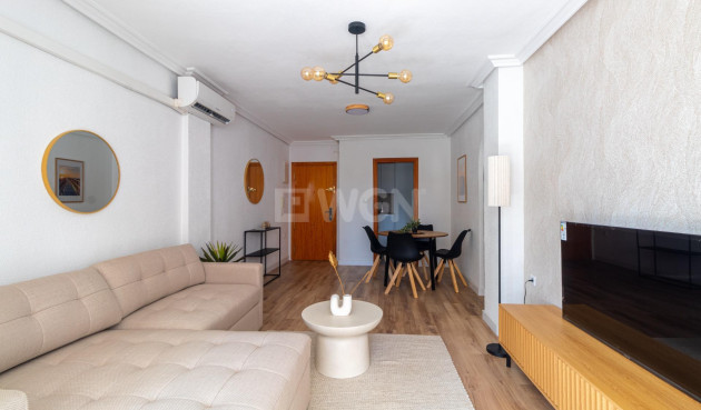 Wiederverkauf - Wohnung - Torrevieja - La Mata Pueblo