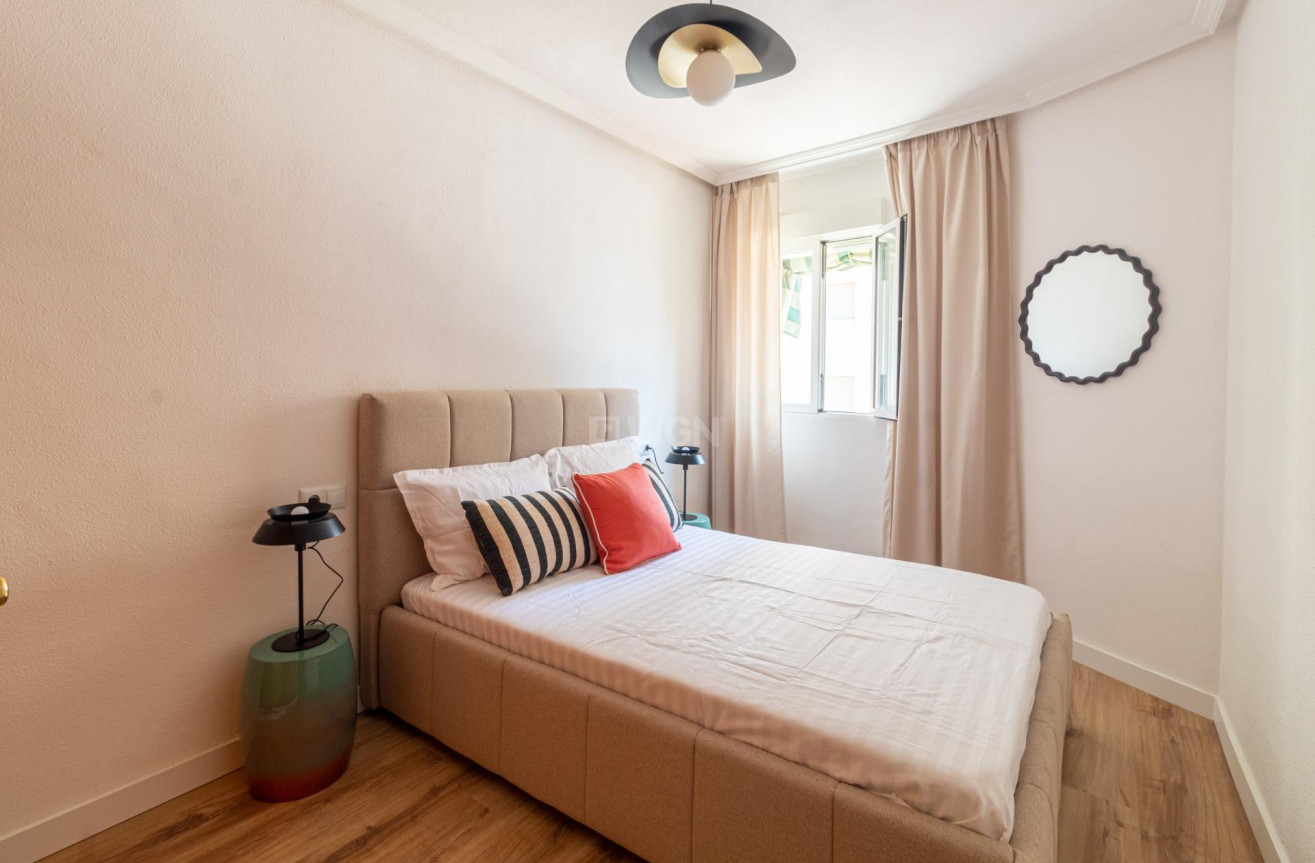 Wiederverkauf - Wohnung - Torrevieja - La Mata Pueblo