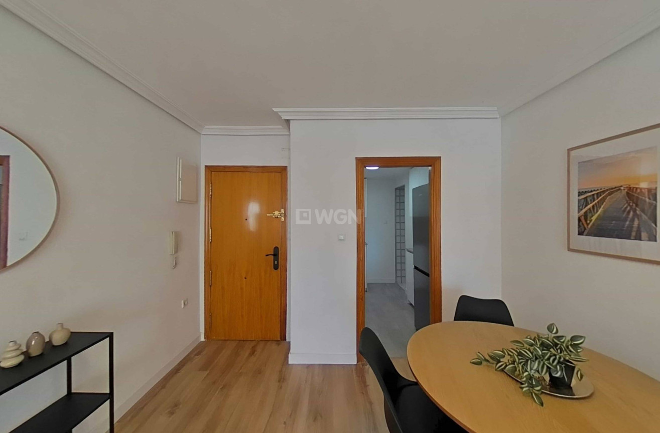 Wiederverkauf - Wohnung - Torrevieja - La Mata Pueblo