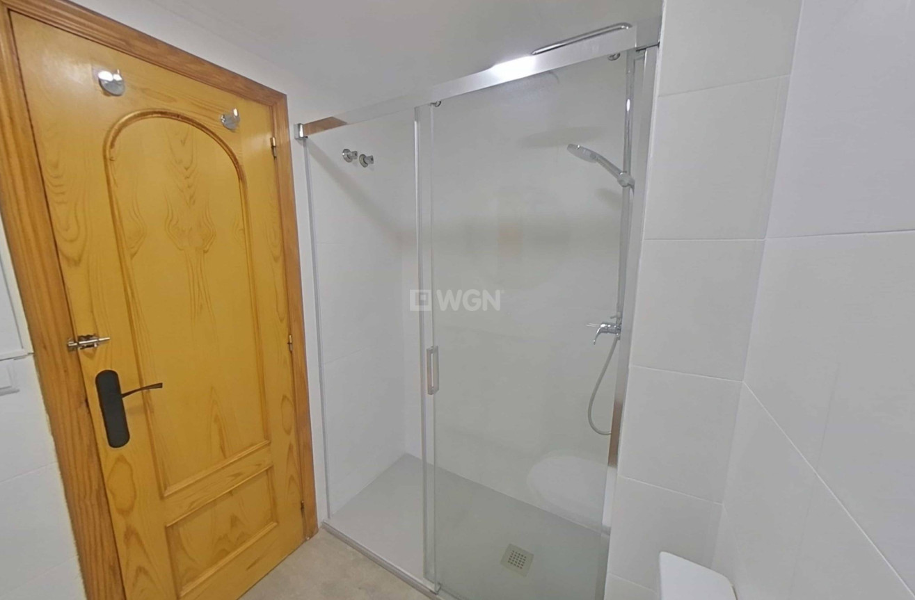 Wiederverkauf - Wohnung - Torrevieja - La Mata Pueblo