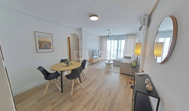 Wiederverkauf - Wohnung - Torrevieja - La Mata Pueblo