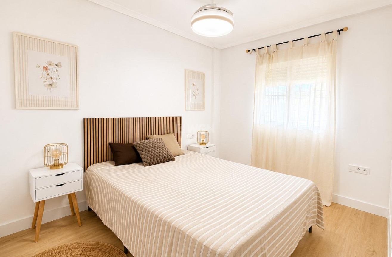 Odsprzedaż - Mieszkanie w bloku - Orihuela Costa - Monte Zenia