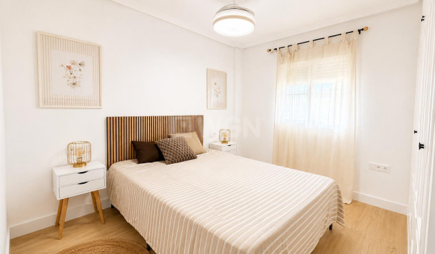 Odsprzedaż - Mieszkanie w bloku - Orihuela Costa - Monte Zenia