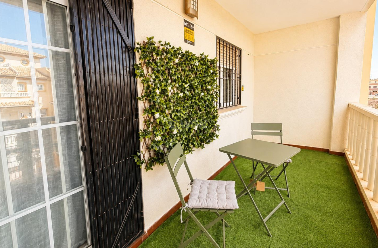 Odsprzedaż - Mieszkanie w bloku - Orihuela Costa - Monte Zenia