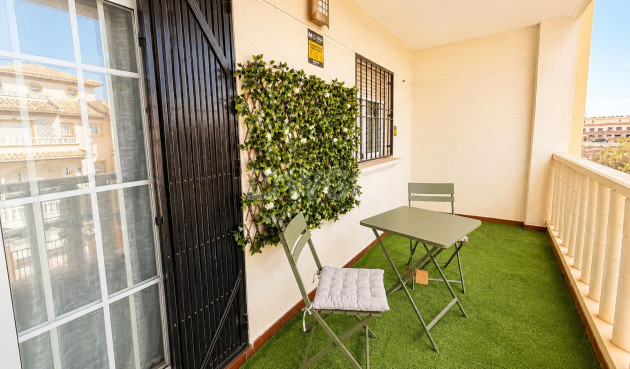 Odsprzedaż - Mieszkanie w bloku - Orihuela Costa - Monte Zenia