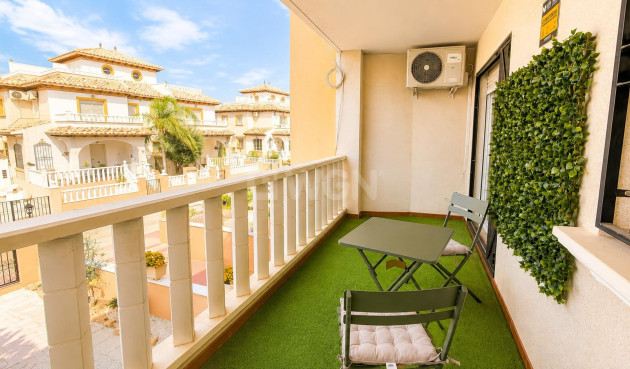 Odsprzedaż - Mieszkanie w bloku - Orihuela Costa - Monte Zenia