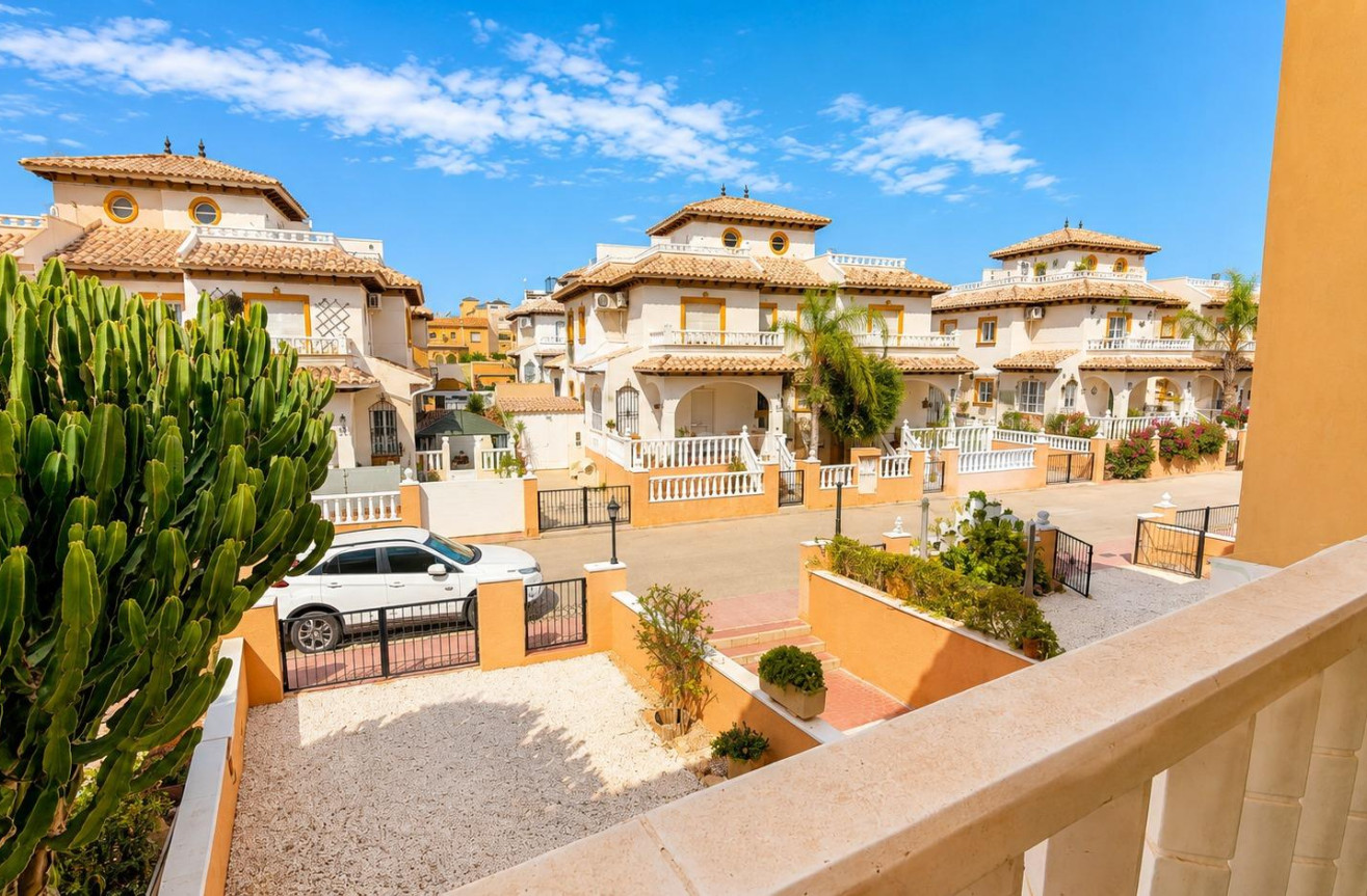 Odsprzedaż - Mieszkanie w bloku - Orihuela Costa - Monte Zenia