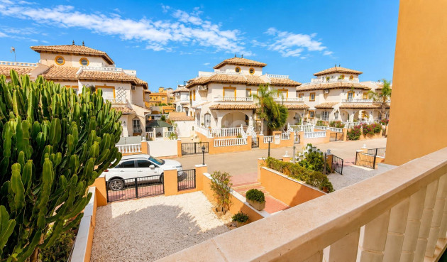 Odsprzedaż - Mieszkanie w bloku - Orihuela Costa - Monte Zenia