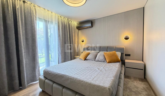 Odsprzedaż - Villa - Torrevieja - Punta Prima