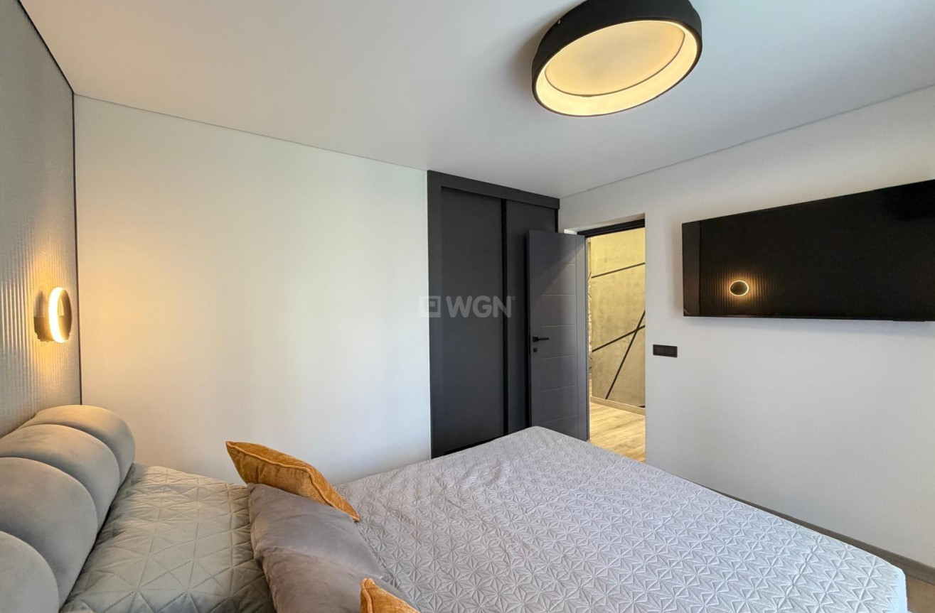 Odsprzedaż - Villa - Torrevieja - Punta Prima