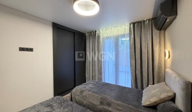 Odsprzedaż - Villa - Torrevieja - Punta Prima