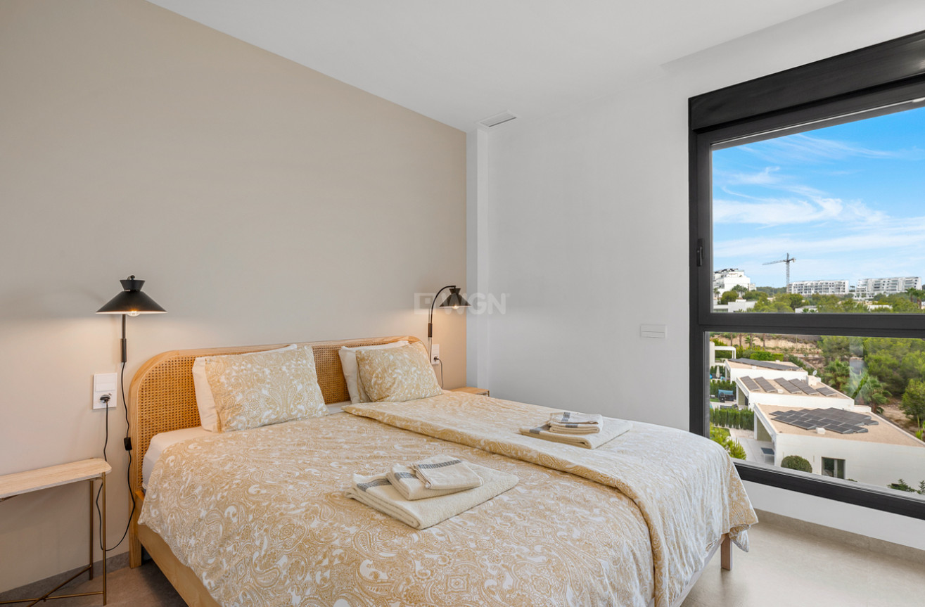 Odsprzedaż - Mieszkanie w bloku - Orihuela Costa - Las Colinas Golf