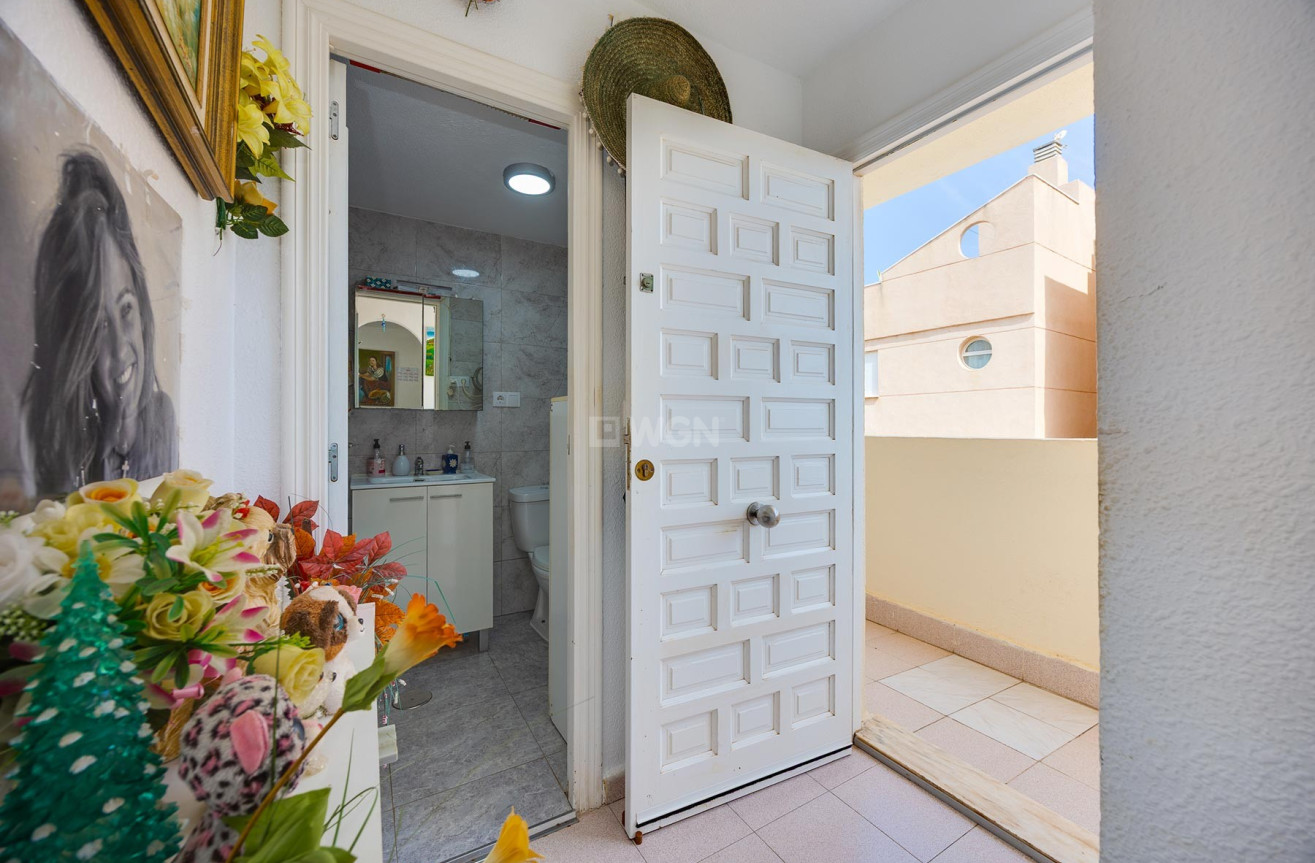Odsprzedaż - Mieszkanie w bloku - Torrevieja - Costa Blanca