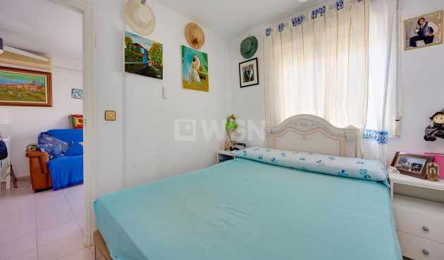 Odsprzedaż - Mieszkanie w bloku - Torrevieja - Costa Blanca