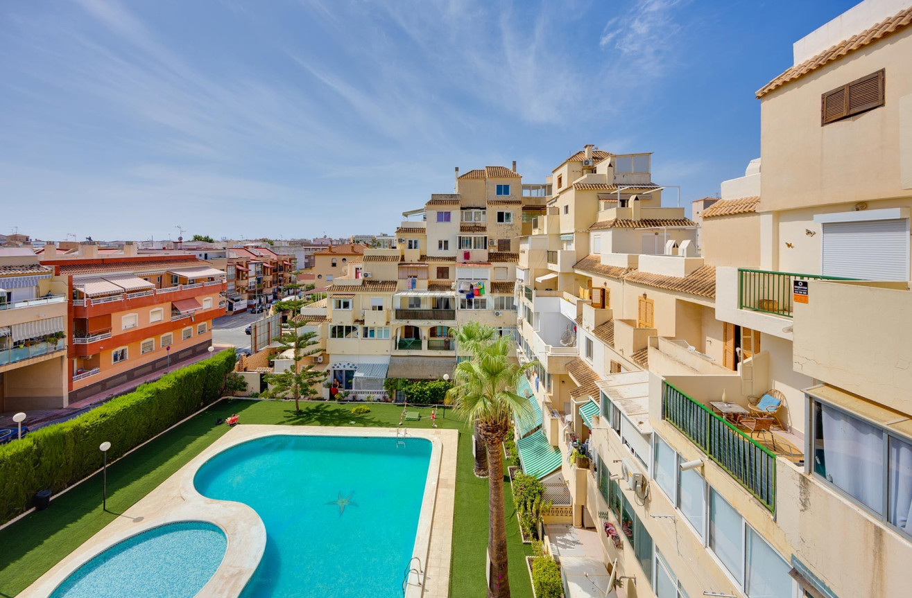 Odsprzedaż - Mieszkanie w bloku - Torrevieja - Costa Blanca