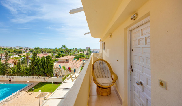 Odsprzedaż - Mieszkanie w bloku - Torrevieja - Costa Blanca