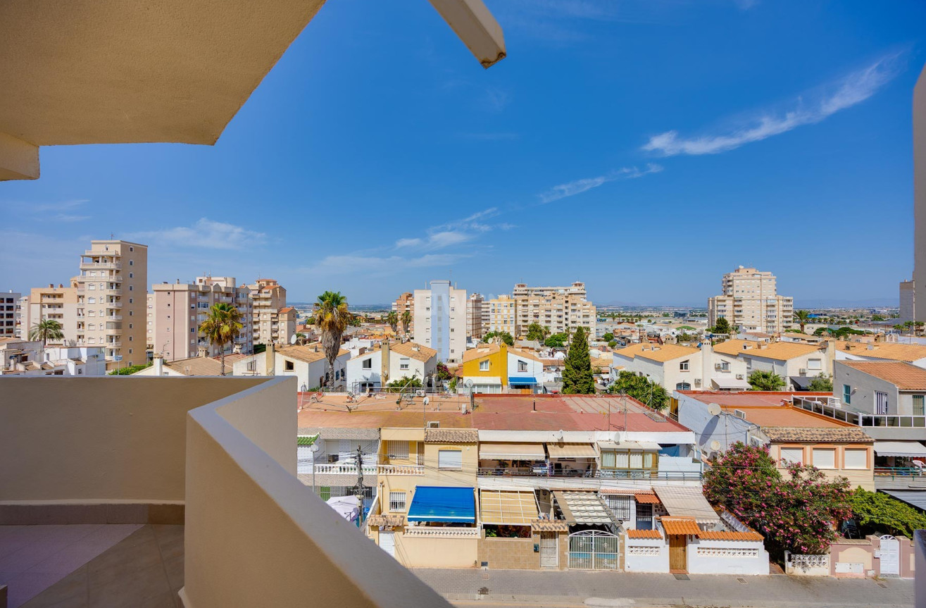 Odsprzedaż - Mieszkanie w bloku - Torrevieja - Costa Blanca