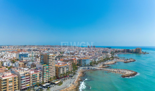Odsprzedaż - Mieszkanie w bloku - Torrevieja - Costa Blanca