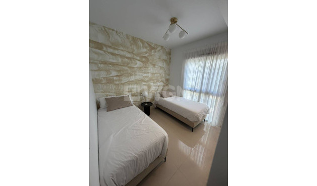 Odsprzedaż - Bungalow - Ciudad Quesada - Costa Blanca