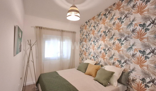 Odsprzedaż - Kamienica - Orihuela Costa - Playa Flamenca
