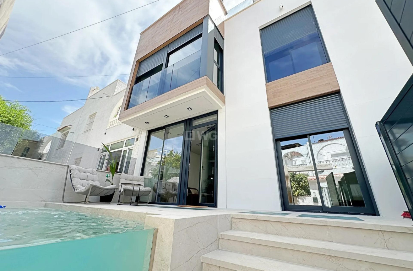 Wiederverkauf - Stadthaus - Torrevieja - Calas Blanca